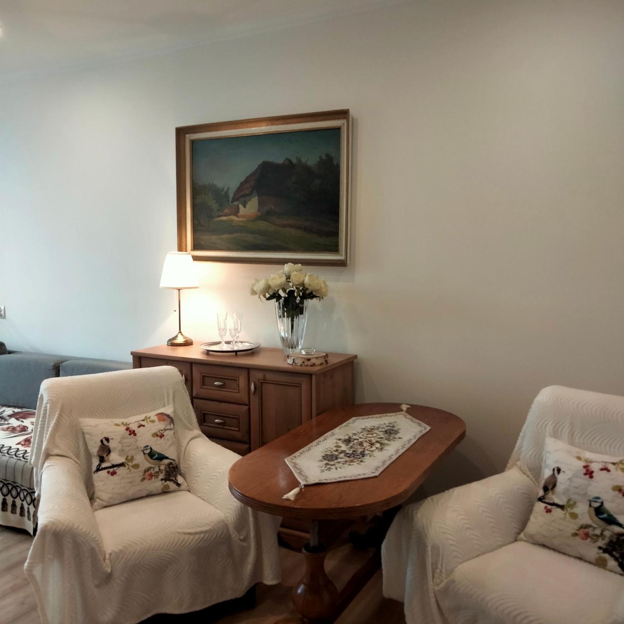 Apartment Aleja N.m.p 73 *